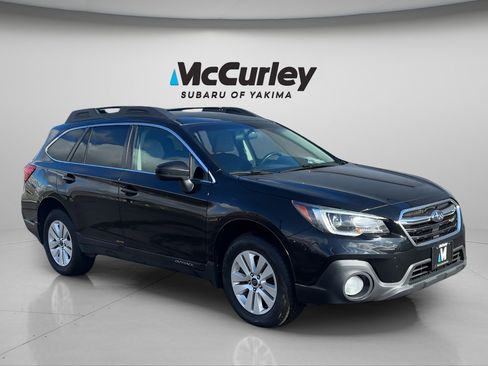 Used 2018 Subaru Outback 2.5i Premium image 7