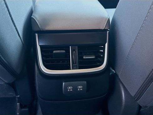 Used 2022 Subaru Outback Premium image 20