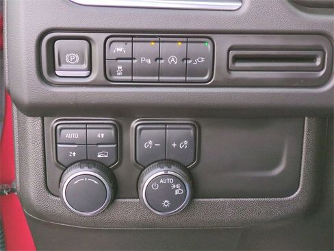 Certified 2021 Chevrolet Tahoe RST w/ Luxury Package image 18