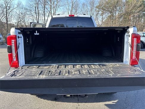 Used 2024 Ford F250 XLT w/ Black Appearance Package image 24