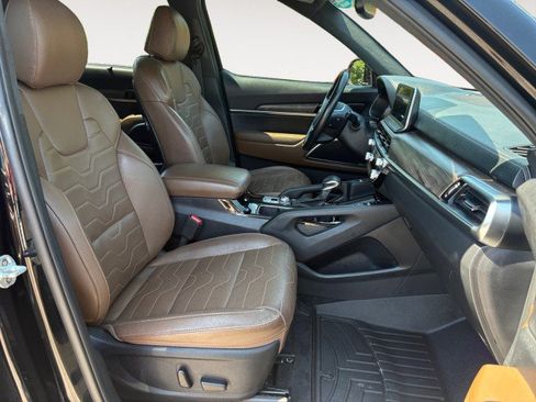 Used 2020 Kia Telluride SX w/ SX Prestige Package AWD/4WD image 13