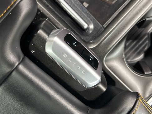 Used 2025 Ford Expedition Tremor image 23