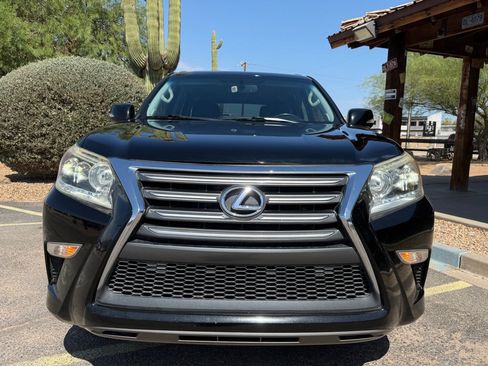 Used 2015 Lexus GX 460 w/ Comfort Package AWD/4WD image 3