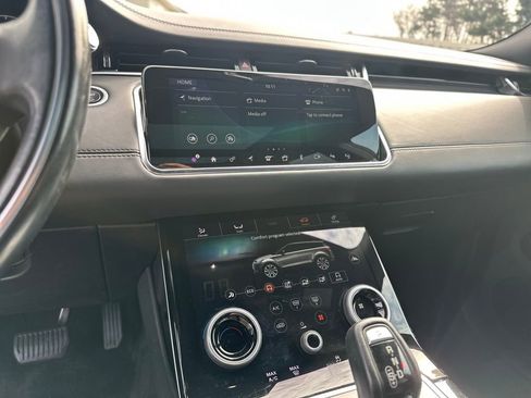 Used 2020 Land Rover Range Rover Evoque SE image 33