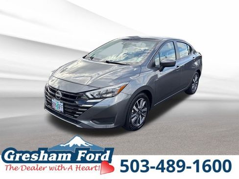 Used 2025 Nissan Versa SV FWD image 1