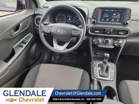 Used 2018 Hyundai Kona SEL w/ SEL Tech Package 02 image 24