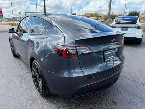 Used 2022 Tesla Model Y Performance image 7
