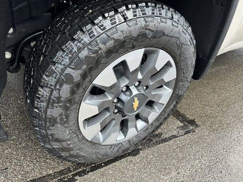 New 2026 Chevrolet Silverado 2500 Custom image 8