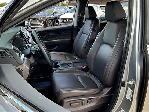 Used 2023 Honda Odyssey EX-L image 7