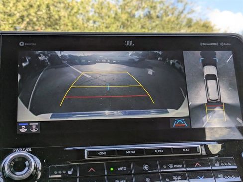 Used 2022 Toyota Highlander Platinum image 23