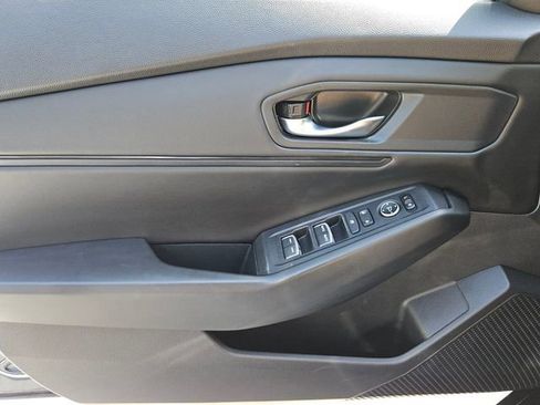 Certified 2023 Honda Accord EX image 28