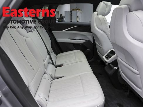 Used 2024 Cadillac Lyriq Luxury RWD image 25