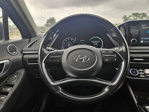 Used 2020 Hyundai Sonata SEL w/ Premium + Sunroof Package FWD image 14