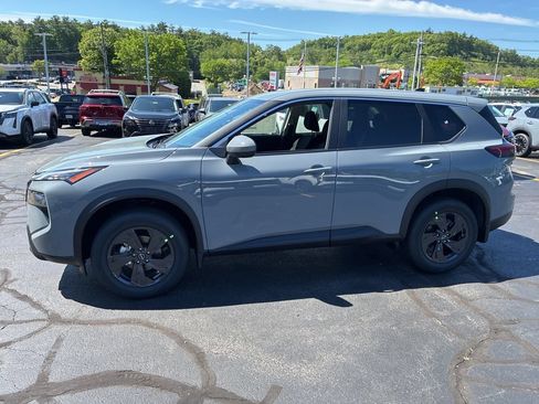 New 2026 Nissan Rogue SV w/ Cold Weather Package AWD/4WD image 4