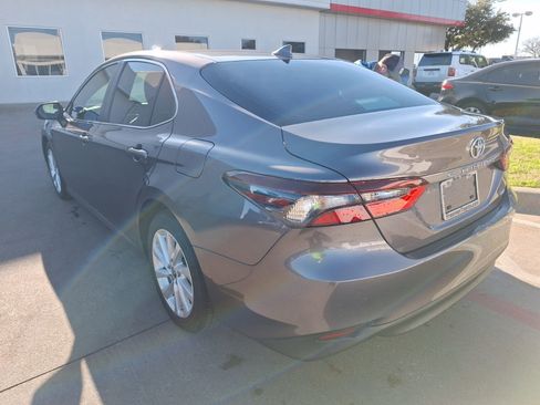 Used 2023 Toyota Camry LE image 4