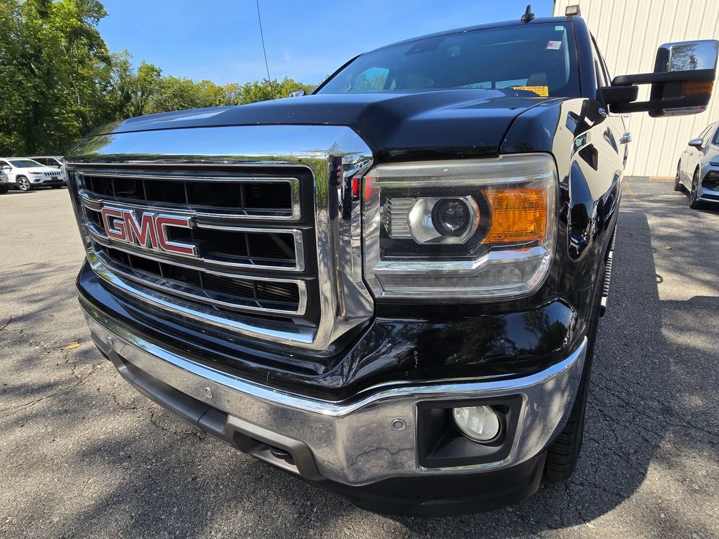 Used 2015 GMC Sierra 1500 SLT w/ SLT Crew Cab Value Package AWD/4WD image 12