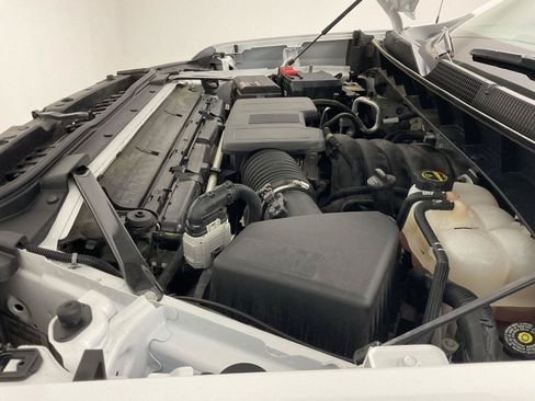 Used 2025 Chevrolet Silverado 1500 W/T RWD image 18