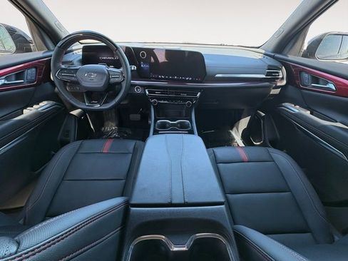 Used 2024 Chevrolet Traverse RS w/ LPO, Floor Liner Package image 10