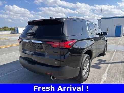 Used 2023 Chevrolet Traverse LT image 17
