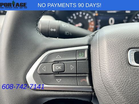 Used 2024 Jeep Compass Limited AWD/4WD image 15