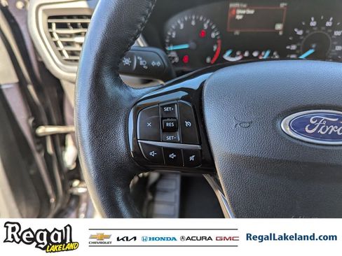 Used 2021 Ford Escape SE w/ Cold Weather Package image 25