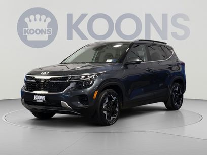 Used 2025 Kia Seltos EX