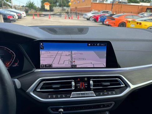 Used 2020 BMW X7 xDrive40i w/ Executive Package AWD/4WD image 39