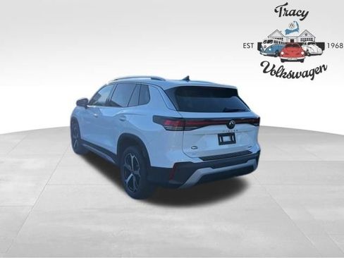 New 2026 Volkswagen Tiguan SE image 5