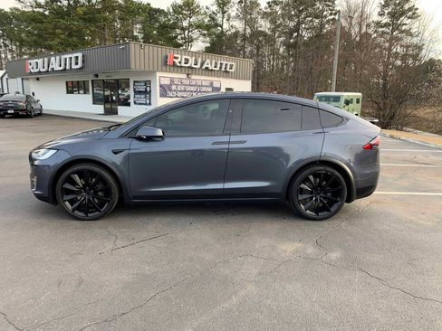 Used 2020 Tesla Model X Long Range image 7