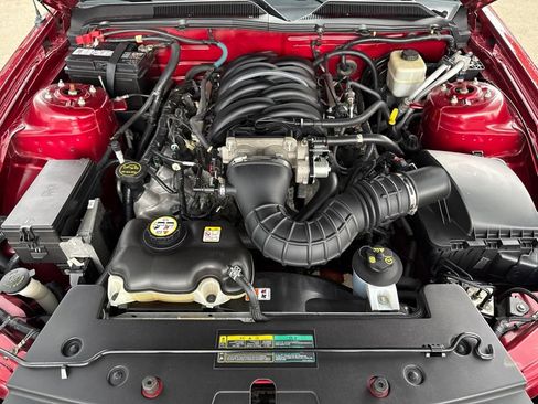 Used 2007 Ford Mustang GT Premium RWD image 9