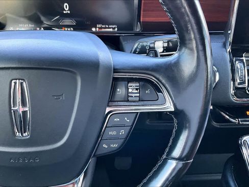 Used 2021 Lincoln Navigator Reserve image 24