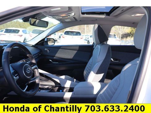 Used 2023 Hyundai Elantra Limited w/ Cargo Package image 24