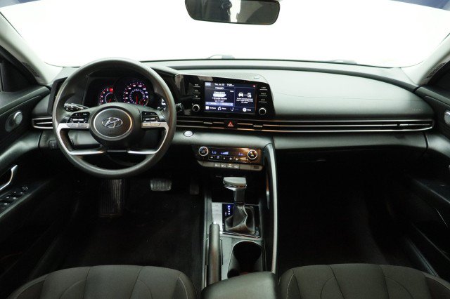 Used 2023 Hyundai Elantra SEL FWD image 24