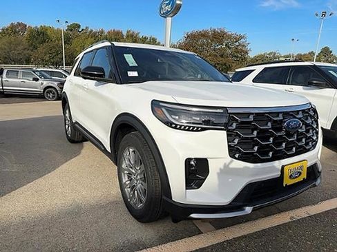 New 2026 Ford Explorer Platinum image 1