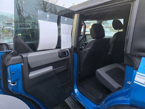 Used 2021 Ford Bronco Big Bend image 9