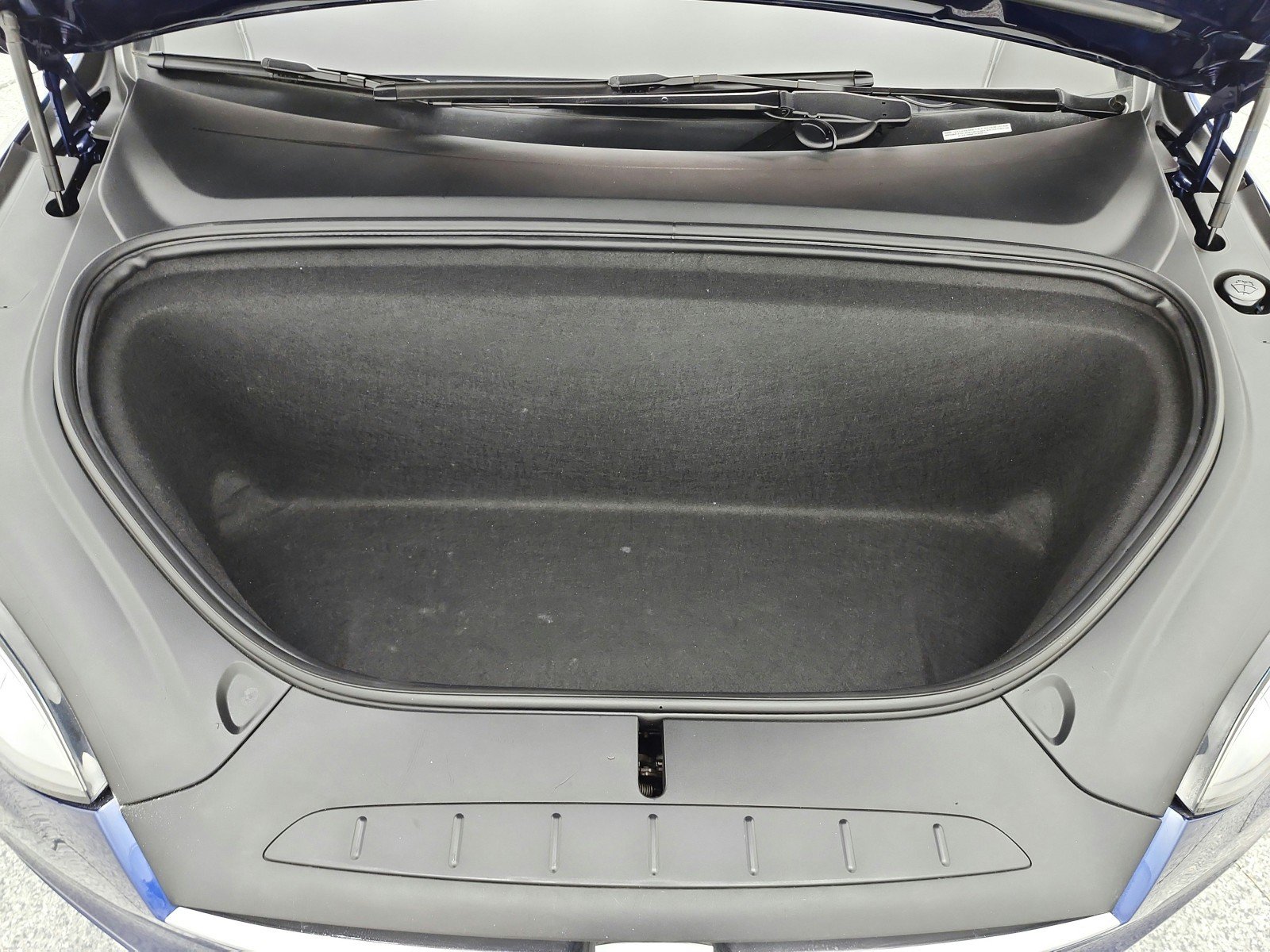 Used 2019 Tesla Model X 100D AWD/4WD image 16