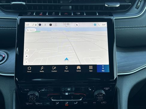 New 2025 Jeep Grand Cherokee Limited image 6