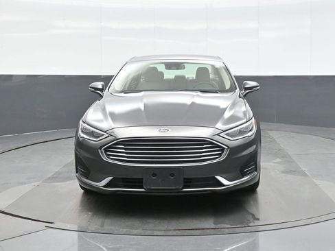 Used 2020 Ford Fusion SEL image 2