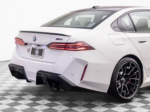 Used 2026 BMW M5 w/ Carbon Package image 44