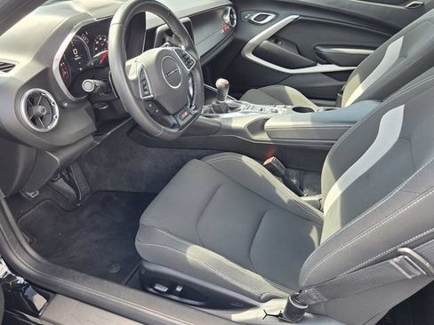 Certified 2019 Chevrolet Camaro SS RWD image 10