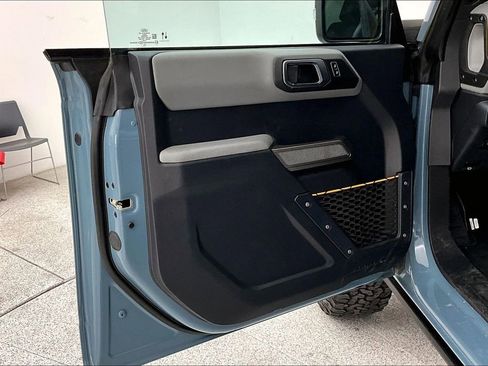 Used 2023 Ford Bronco Badlands image 23