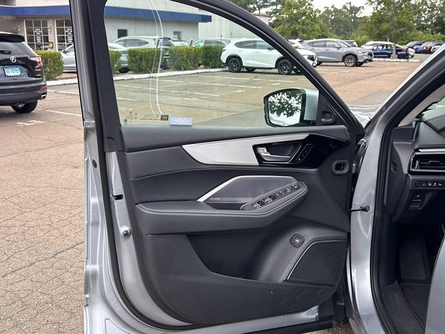 Certified 2026 Acura MDX w/ Technology Package AWD/4WD image 9