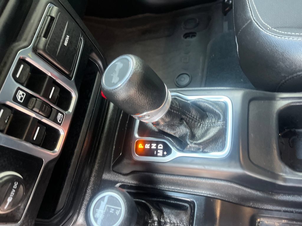 Used 2023 Jeep Wrangler Unlimited Sport AWD/4WD image 26