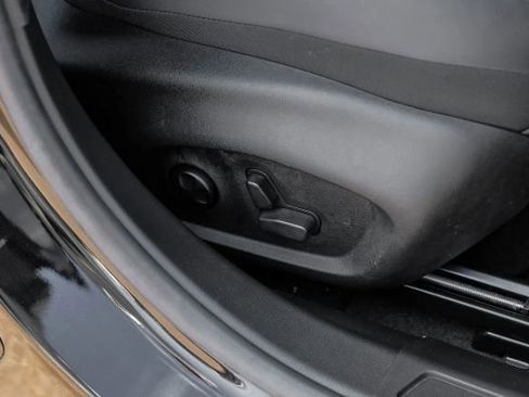 Used 2024 Alfa Romeo Tonale Ti w/ Premium Interior Package image 43