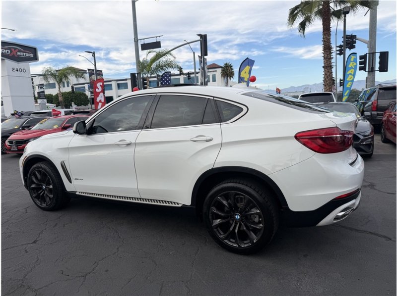 Used 2019 BMW X6 sDrive35i w/ Convenience Package RWD image 54