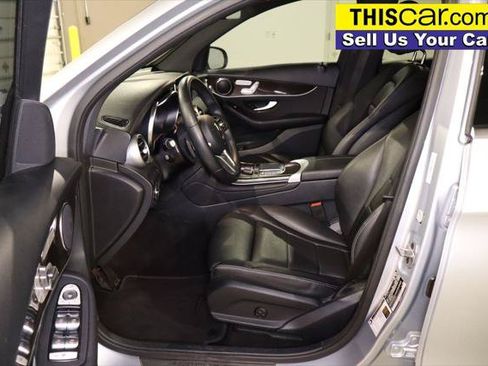 Used 2022 Mercedes-Benz GLC 300 4MATIC image 27