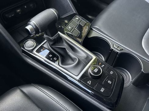 Certified 2025 Kia Sportage EX FWD image 21