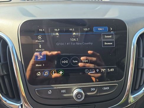 Used 2024 Chevrolet Equinox LT FWD image 22
