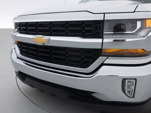 Used 2017 Chevrolet Silverado 1500 LT w/ All Star Edition RWD image 16
