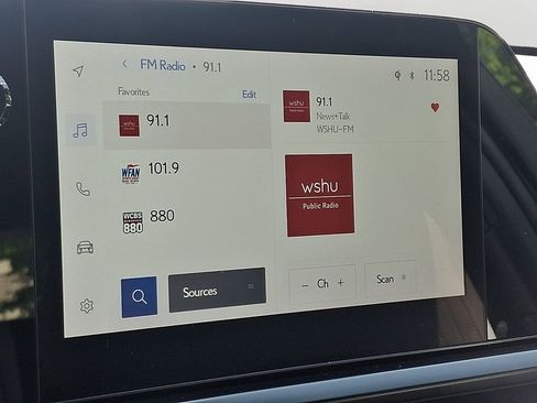 Used 2023 Lexus UX 250h AWD image 17